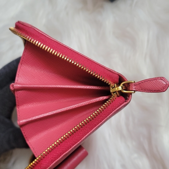PRADA wallet - Picture 14 of 16
